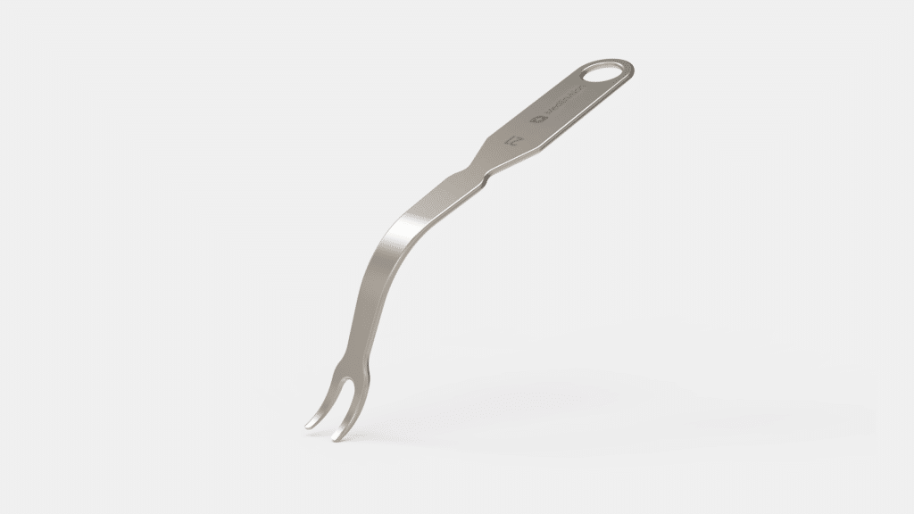 PCL retractor